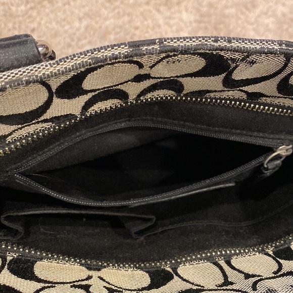 Black Coach Purse - Picture 7 of 12